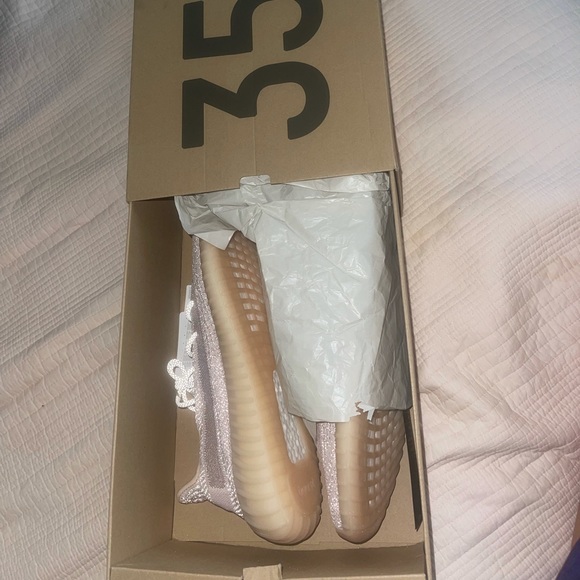 BRAND NEW YEEZYS!